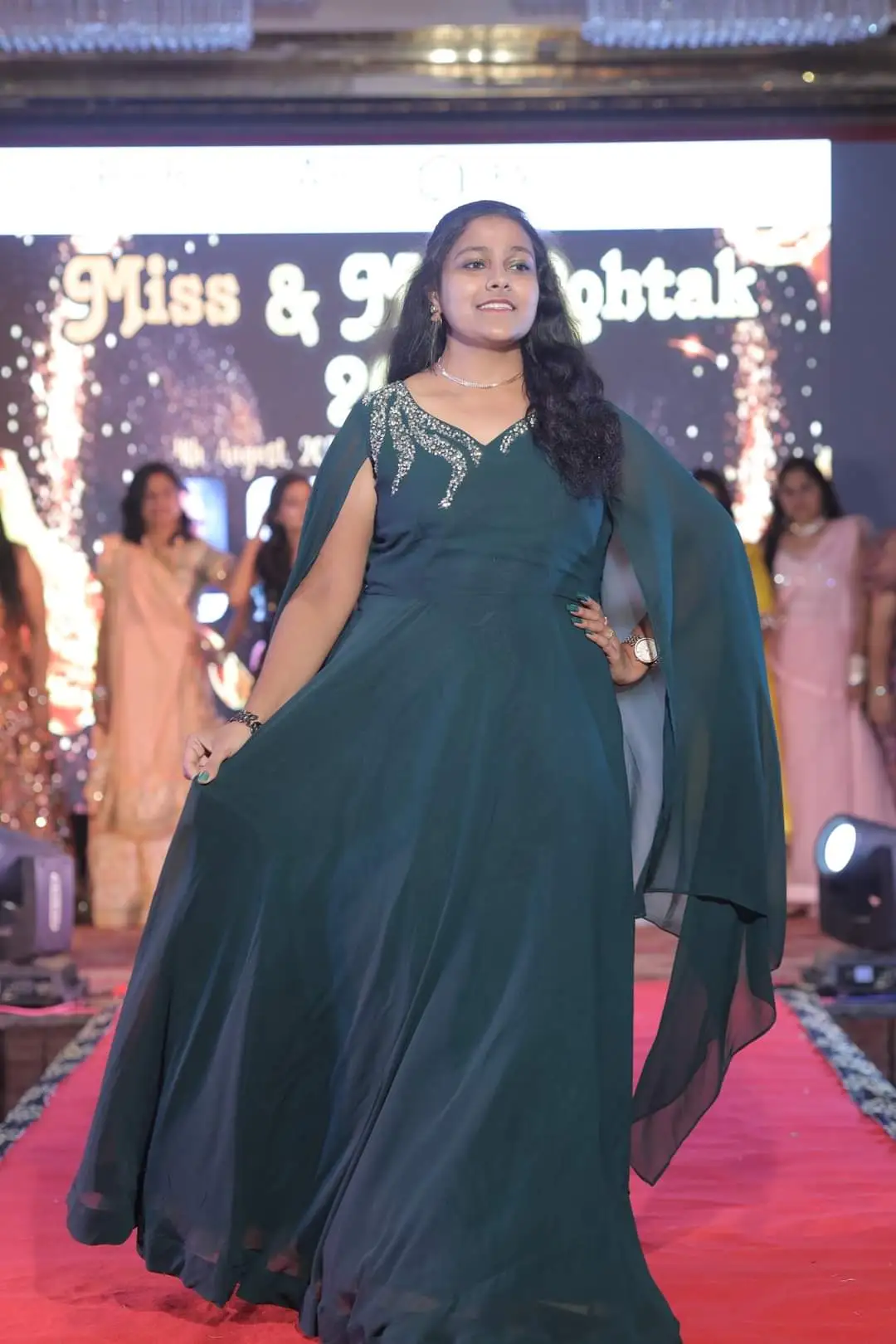 Fashion Show 2024 photo